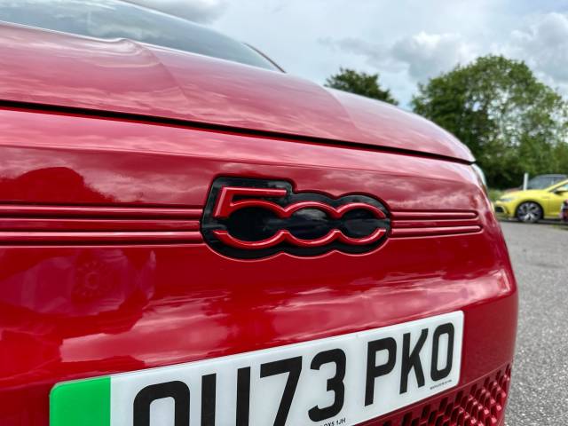 2023 Fiat 500e 0.0 87kW Red 42kWh 3dr Auto