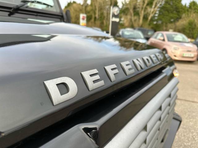 2015 Land Rover Defender 90 XS Station Wagon TDCi [2.2]