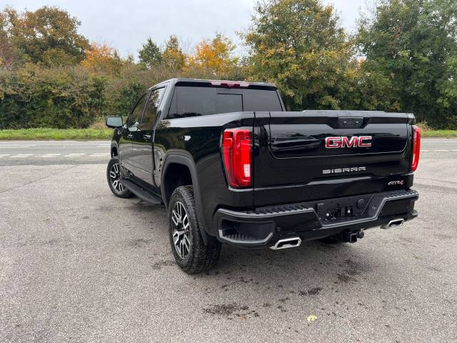 2024 GMC Sierra AT4 6.2 V8