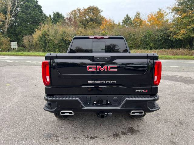 2024 GMC Sierra AT4 6.2 V8