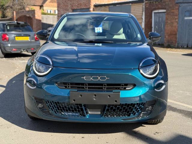2025 Fiat 600 1.2 MHEV e-DCT Euro 6 (s/s) 5dr
