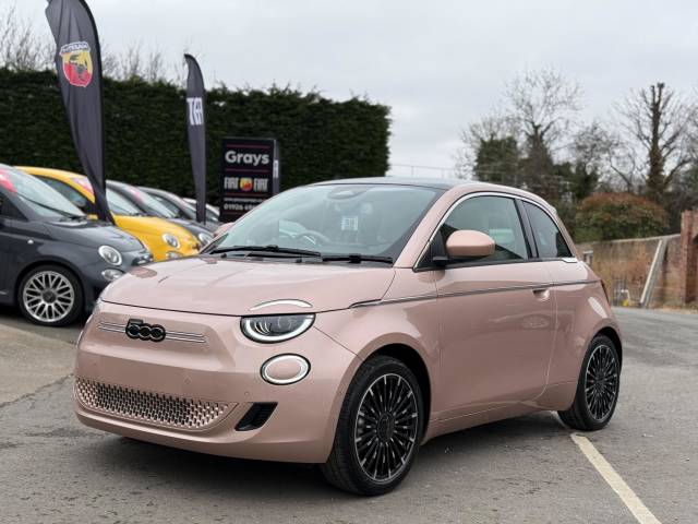 2025 Fiat 500e 42kWh La Prima Auto 3dr