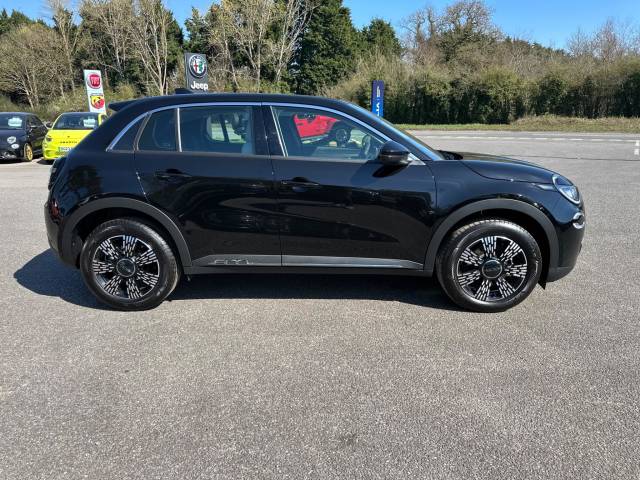 2025 Fiat 600 1.2 MHEV e-DCT Euro 6 (s/s) 5dr
