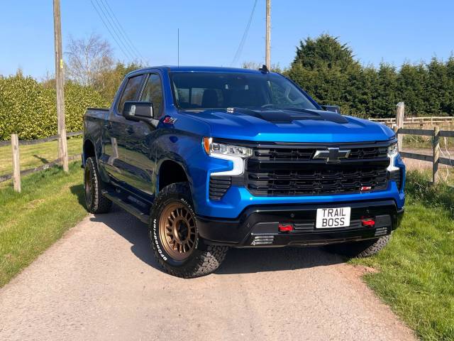 Chevrolet Silverado 6.2 TRAILBOSS Pickup Petrol Blue