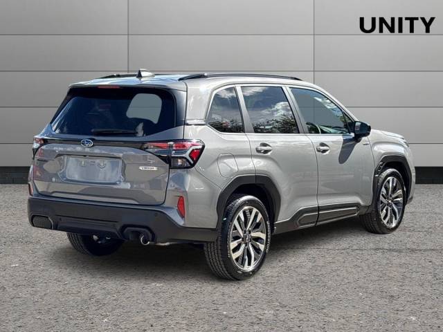 Subaru Forester 2.0 i e-Boxer Touring Lineartronic 4WD Euro 6 (s/s) 5dr