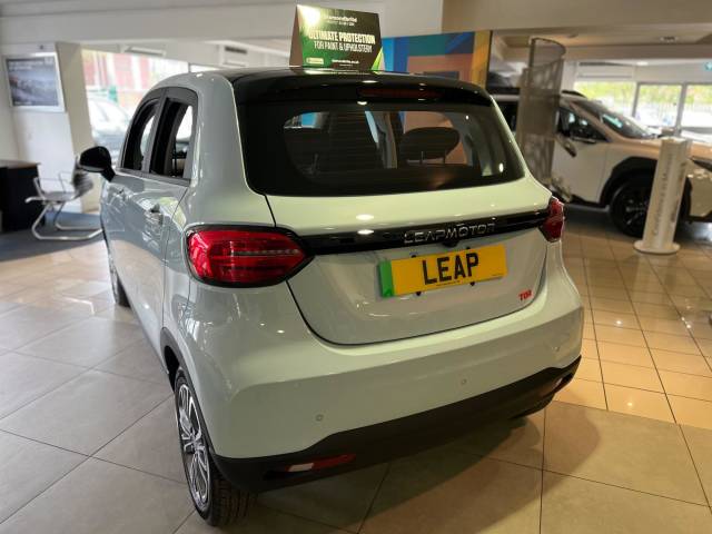 Leapmotor T03 37.3kWh Auto 5dr