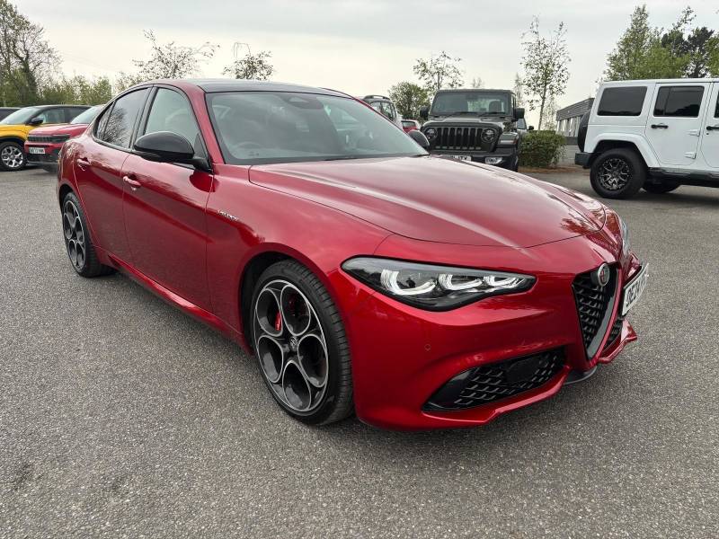 ALFA ROMEO GIULIA 2024 (24)