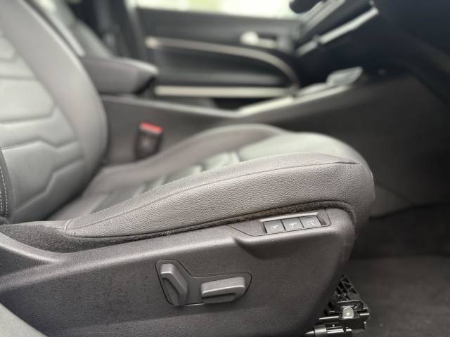 2024 Jeep Avenger 1.2 e-Hybrid Summit 5dr DCT