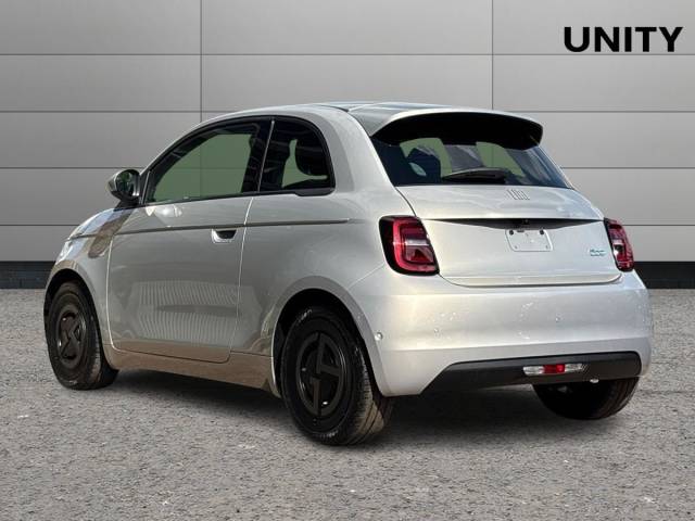 Fiat 500e 42kWh Giorgio Armani Auto 3dr