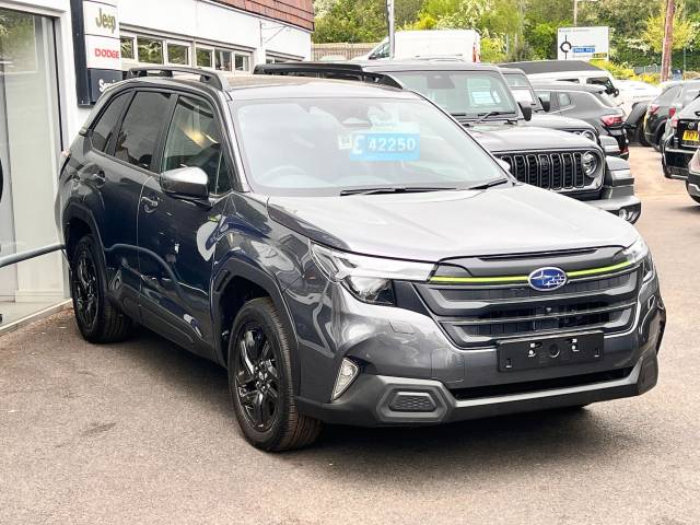 Subaru Forester 2.0 i e-Boxer Field Lineartronic 4WD Euro 6 (s/s) 5dr SUV Hybrid Magnetite Gray
