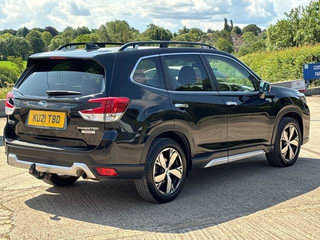 2021 Subaru Forester 2.0i e-Boxer XE Premium 5dr Lineartronic