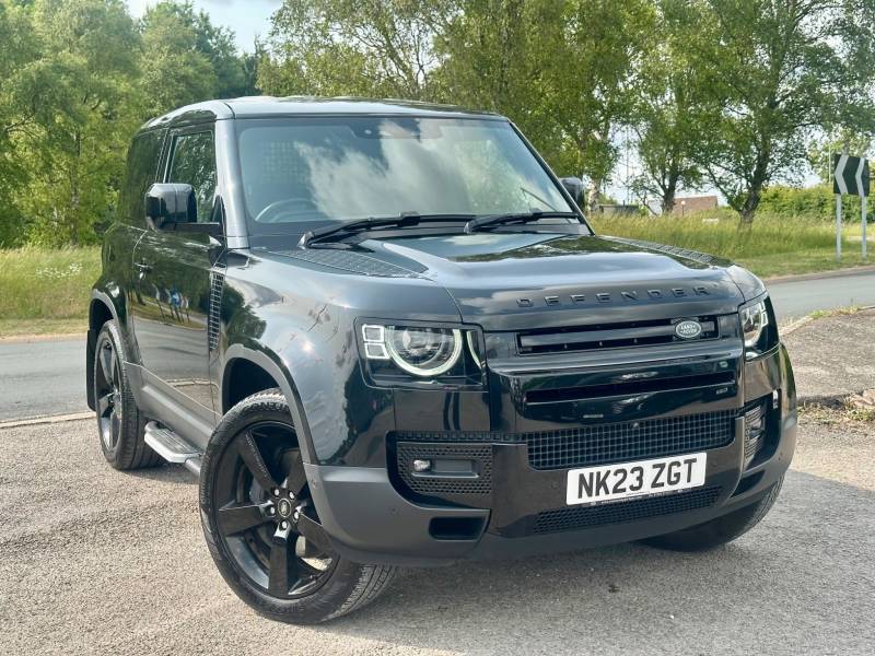 LAND ROVER DEFENDER 90 2023 (23)