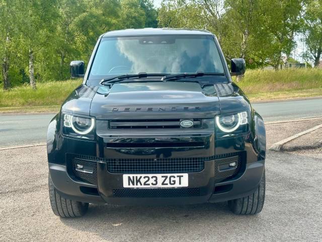2023 Land Rover Defender 90 3.0 D250 Hard Top SE Auto
