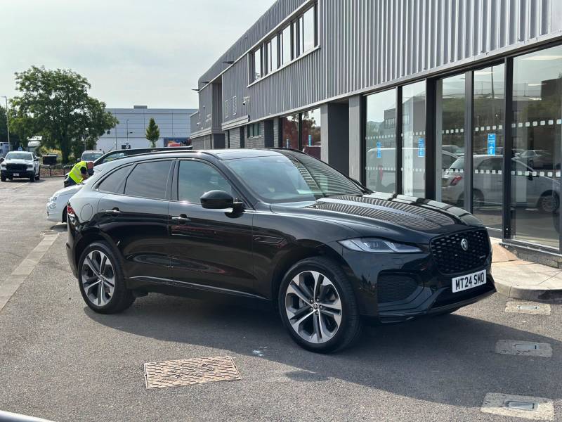 JAGUAR F-PACE 2024 (24)