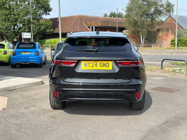2024 Jaguar F-Pace 2.0 D200 R-Dynamic HSE Black 5dr Auto AWD