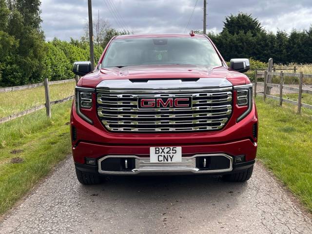 2024 GMC Sierra Denali 6.2 V8