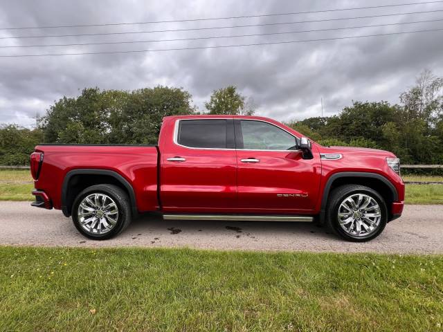 2024 GMC Sierra Denali 6.2 V8