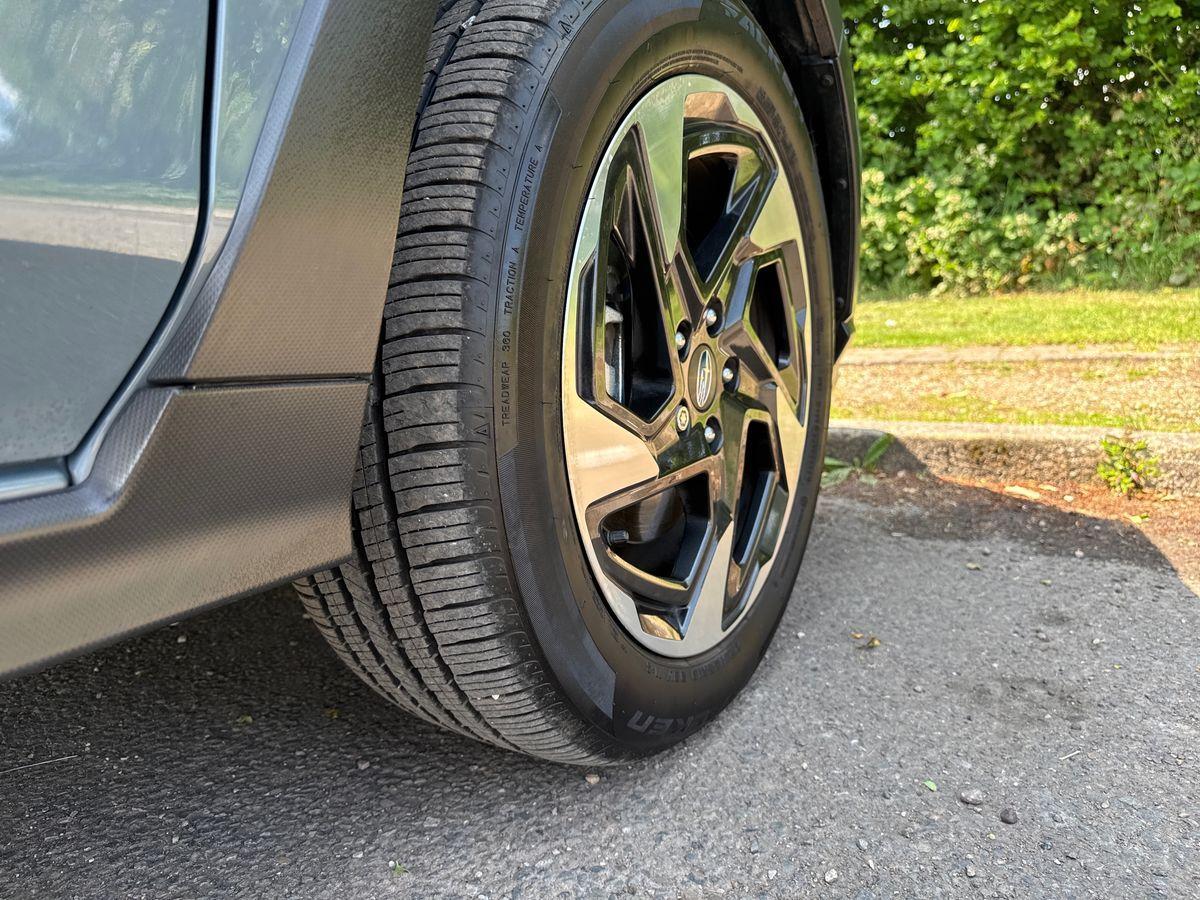 Subaru Crosstrek 2.0i e-Boxer Touring 5dr Lineartronic