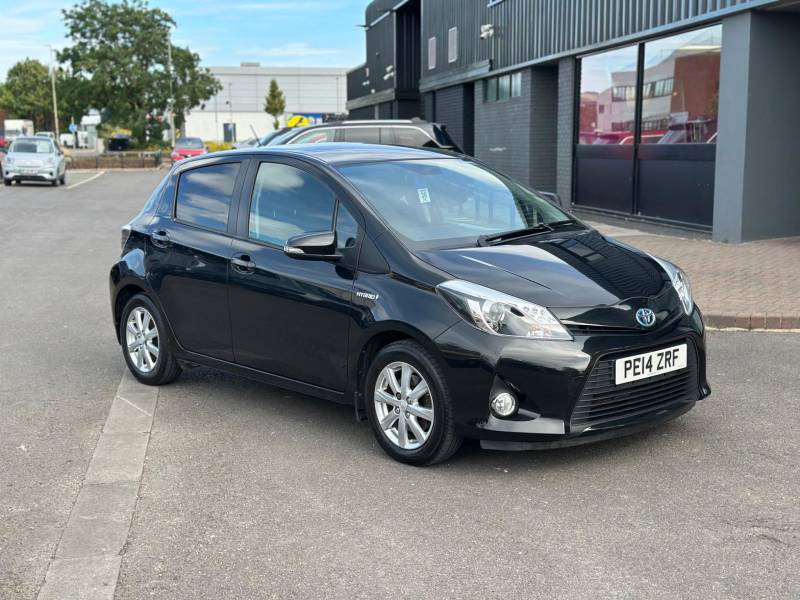TOYOTA YARIS 2014 (14)