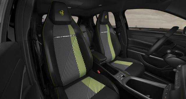 2025 Abarth 600e 54kWh Auto 5dr