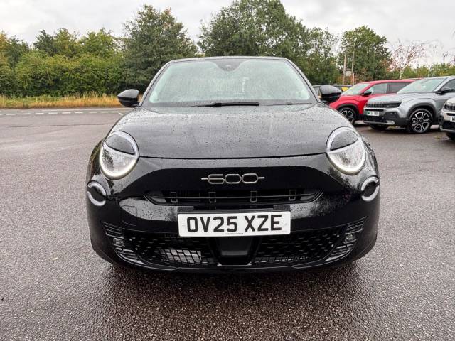 Fiat 600 1.2 Hybrid 48V 136 5dr eDCT-6 Hatchback Petrol BLACK