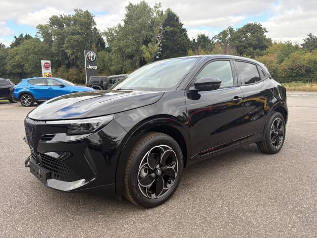 2025 Alfa Romeo Junior 1.2 MHEV Ibrida e-DCT Euro 6 (s/s) 5dr