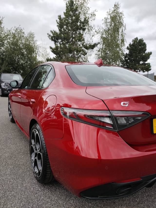 2024 Alfa Romeo Giulia 2.0 Turbo Veloce 4dr Auto