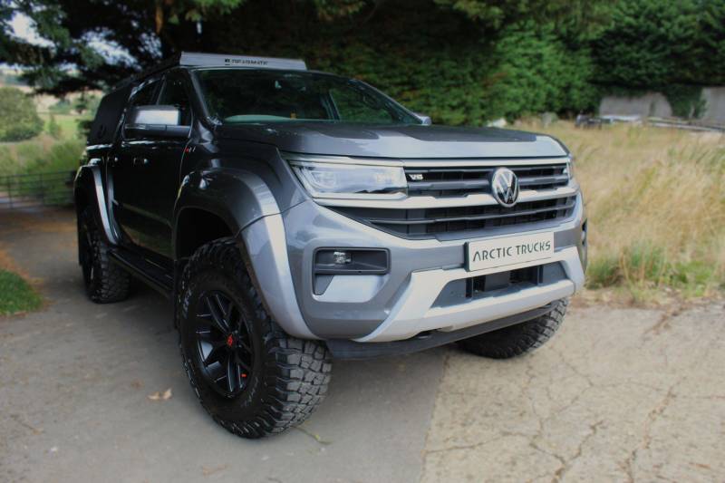 VOLKSWAGEN AMAROK 2025 (25)