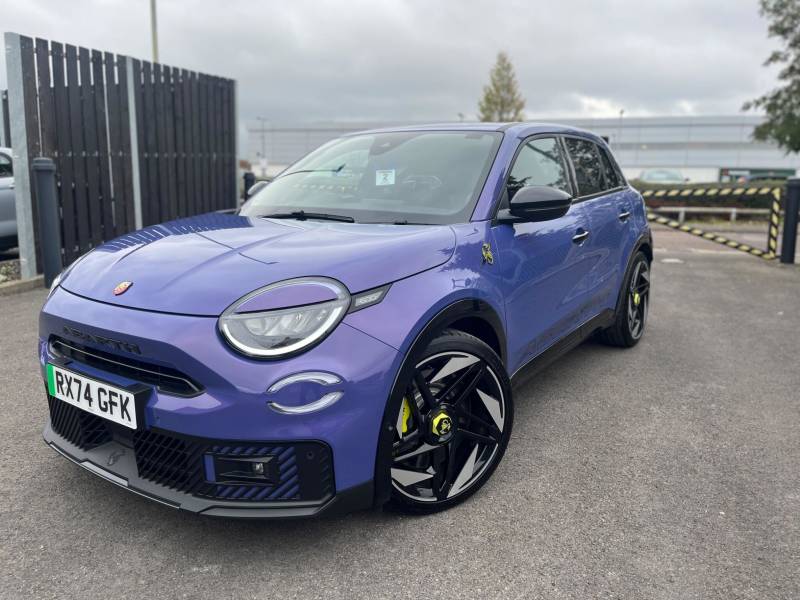 ABARTH 600E 2025 (74)