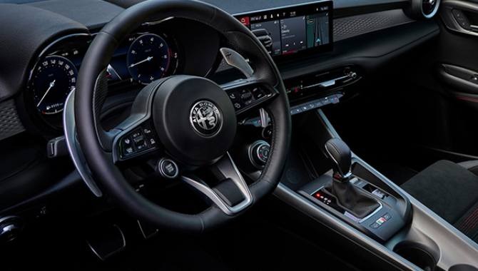 Alfa Romeo Tonale Hybrid -