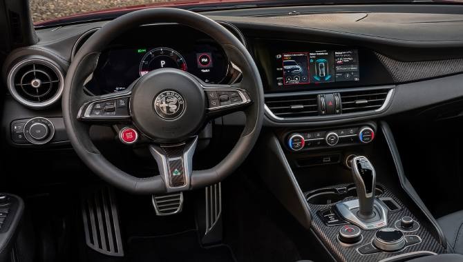 Alfa Romeo Giulia Quadrifoglio -